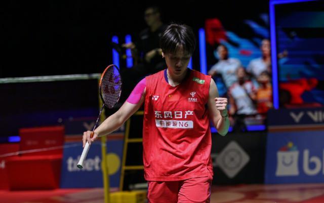 世界杯直播客户端下载-直落两局！陈雨菲晋级全英羽毛球公开赛女单八强